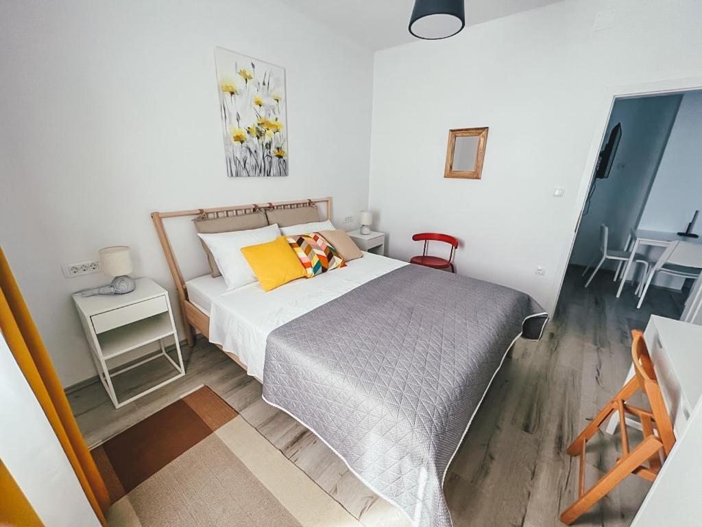 Apartments Happy Sukosan Luaran gambar